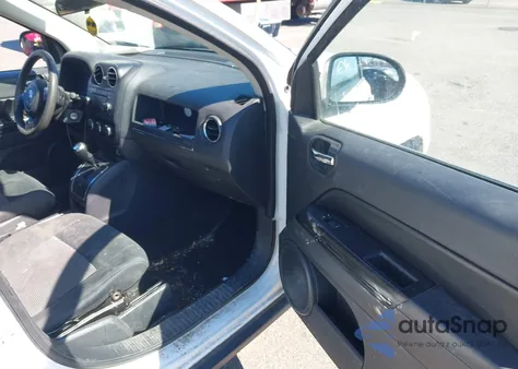 2011 Jeep Compass from USA, damaged, VIN 1J4NF1FB1BD164186